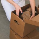 กอบกู้พื้นที่: DIY กล่องเก็บของจากลังกระดาษให้เป็นระบบจัดระเบียบที่ลงตัว